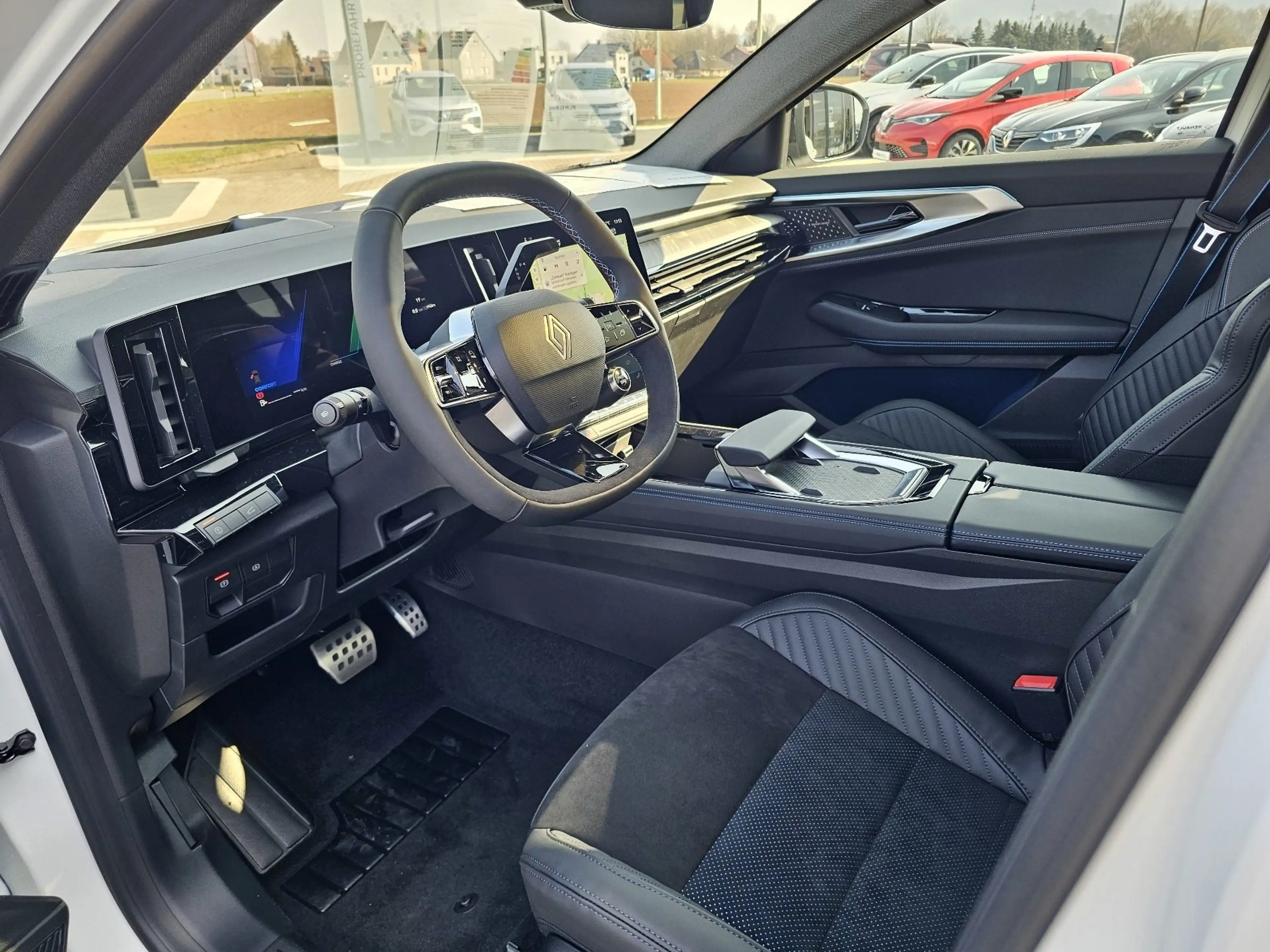 Renault Rafale Esprit Alpine E-Tech Full Hybrid 200 — photo 12