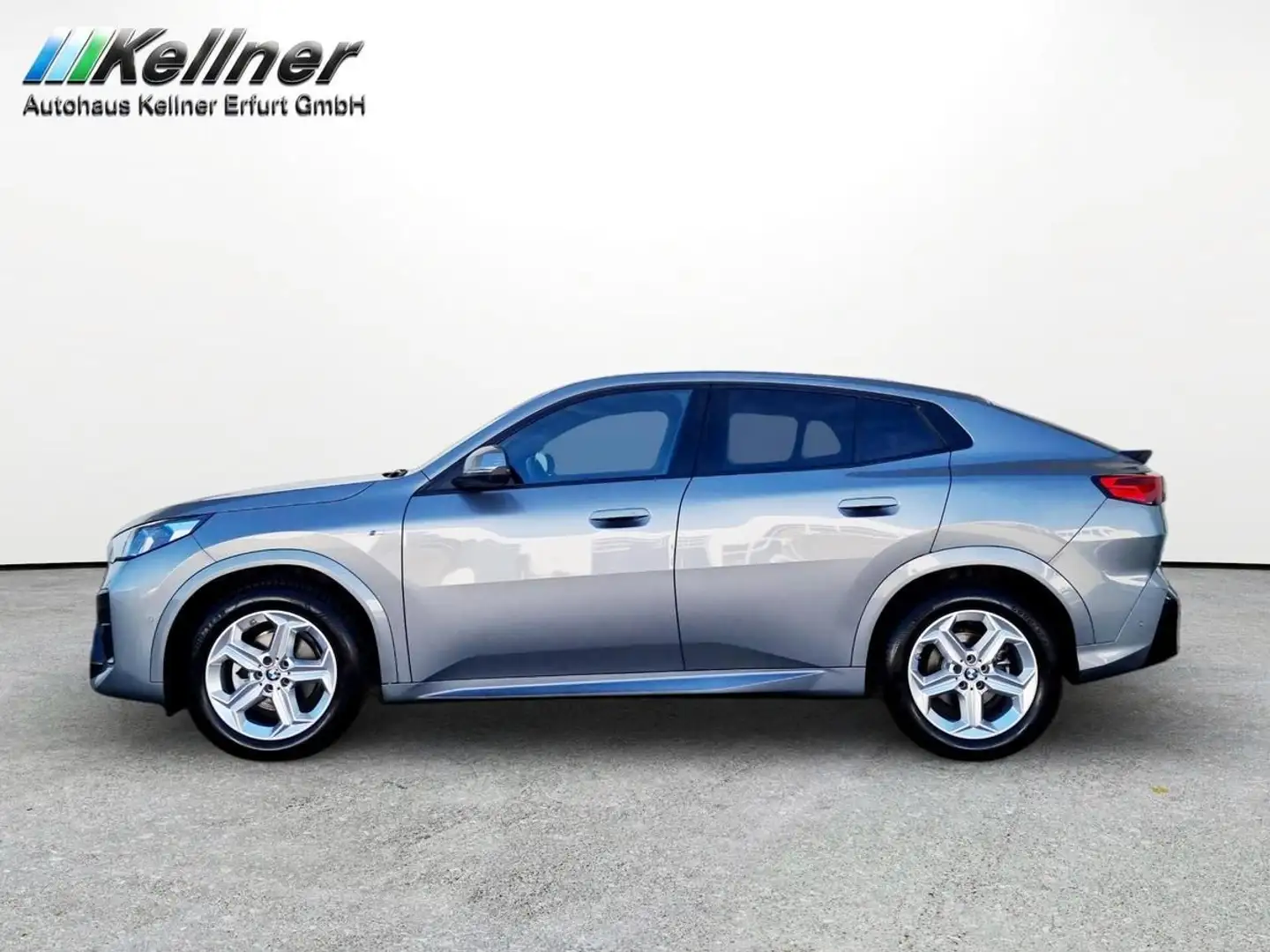 BMW X2 xDr. 20d M-Sport AHK+Head-Up+Harman&Kardon+3 Grau - 2