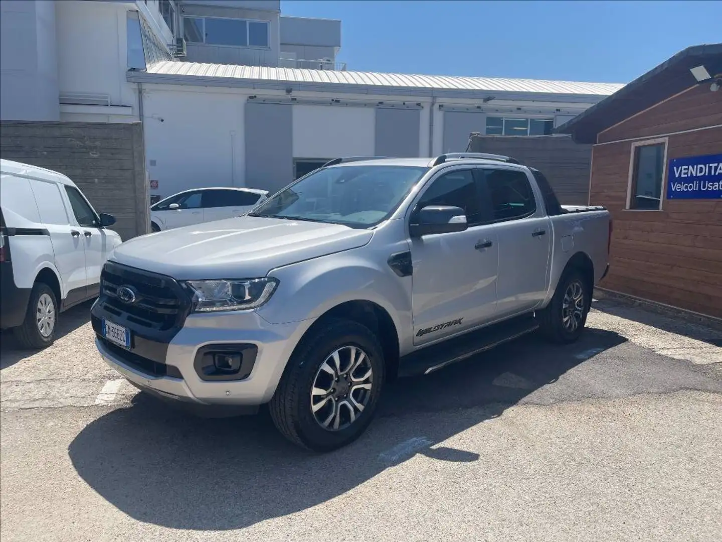 Ford Ranger 2.0 ecoblue double cab Wildtrak 170cv Grigio - 1
