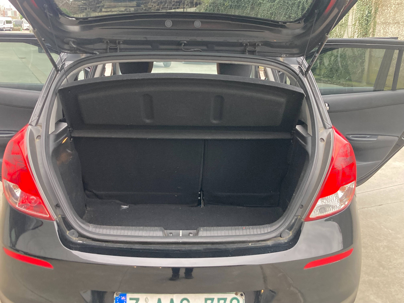 Hyundai i20 1.2 benzine 2015 met 107000km*GO EDITIE*GARANTIE*airco*EURO 5*LEZ OK* — photo 8