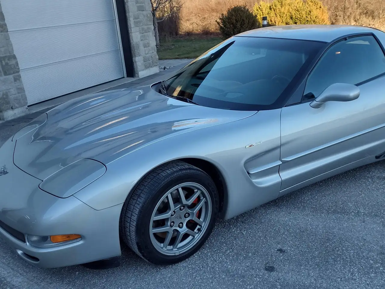 Chevrolet Corvette снимка Chevrolet Corvette