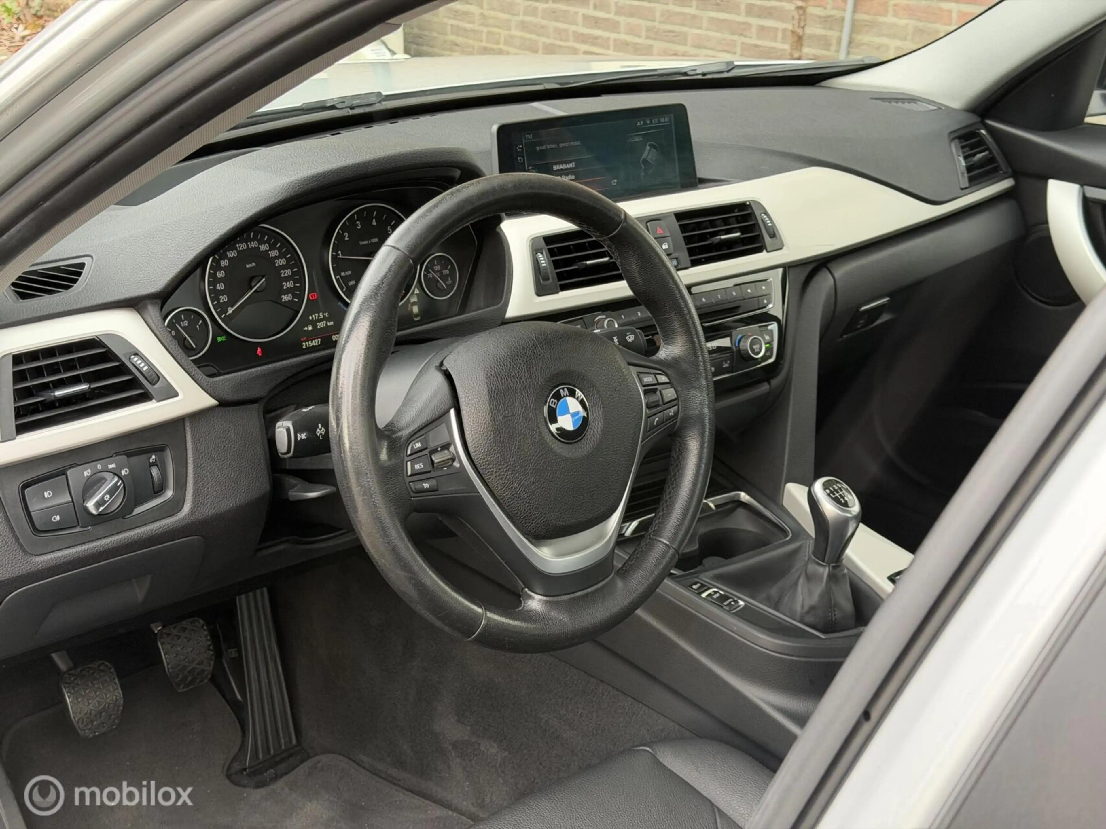 BMW 318 3-serie 318i LCI High Executive Leder Stoelverwarm — photo 22