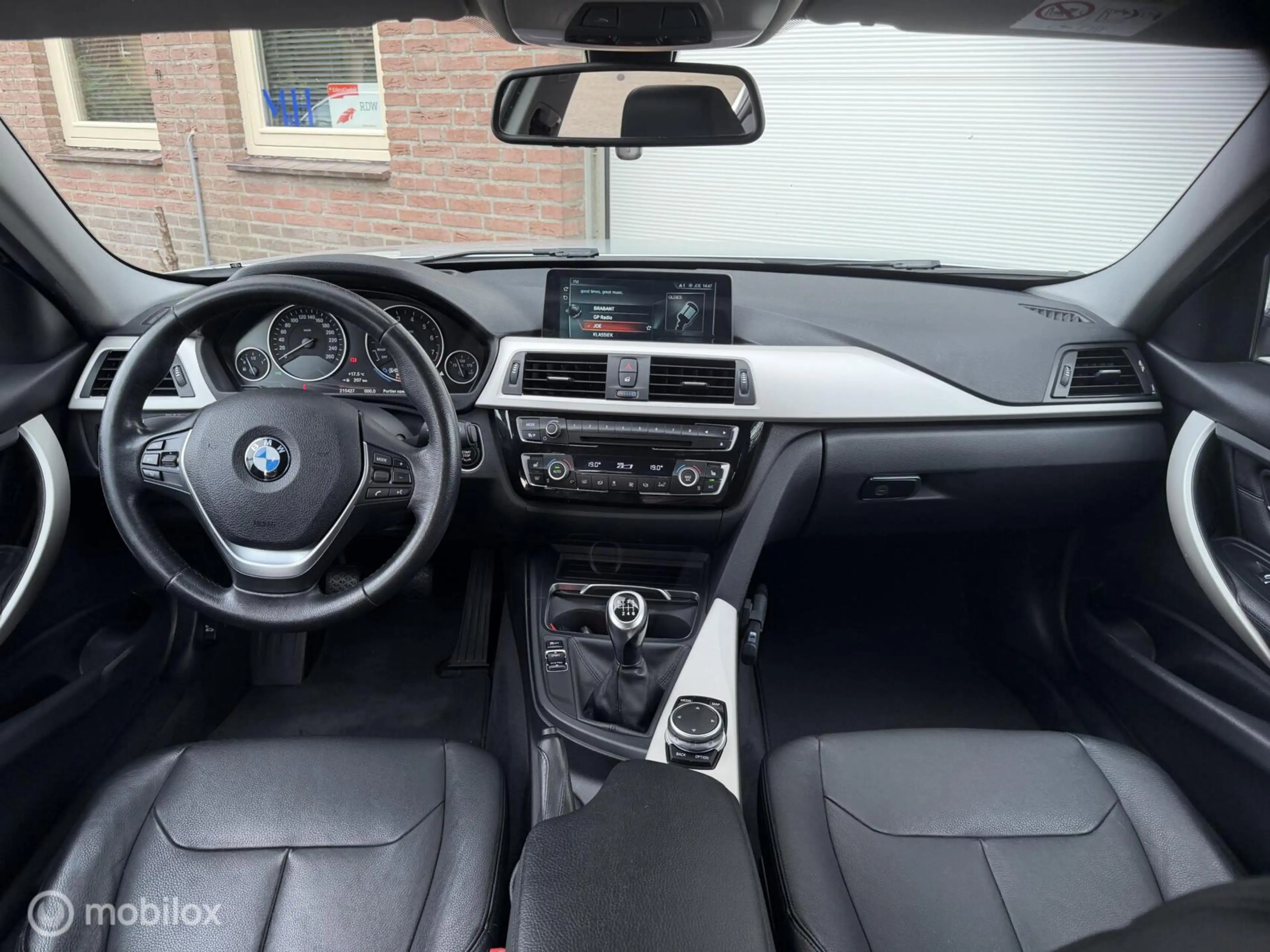 BMW 318 3-serie 318i LCI High Executive Leder Stoelverwarm — photo 4