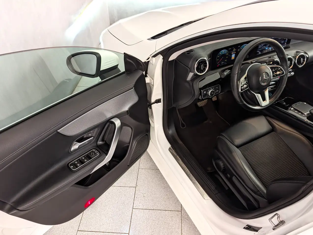 Mercedes-Benz CLA 180 SHOOTING BRAKE 180d Automatic Sport 18