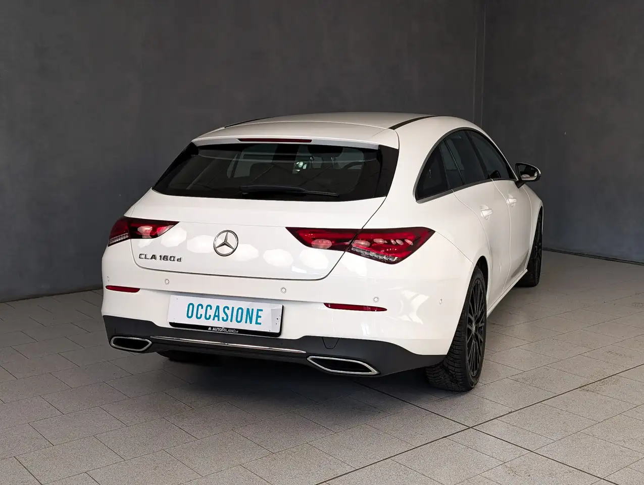 Mercedes-Benz CLA 180 SHOOTING BRAKE 180d Automatic Sport 13