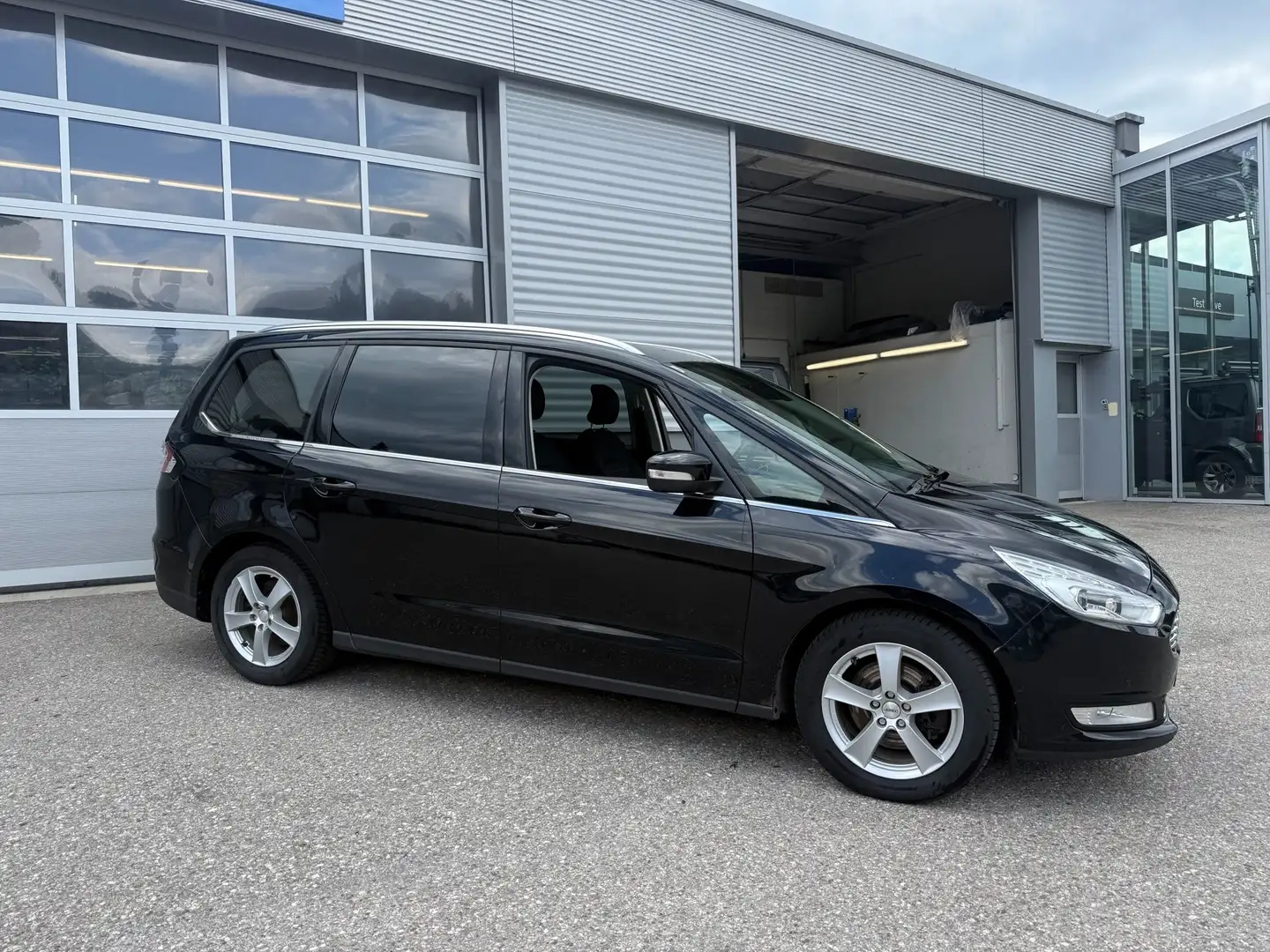 Ford Galaxy Titanium Allrad Automatik Schwarz - 2