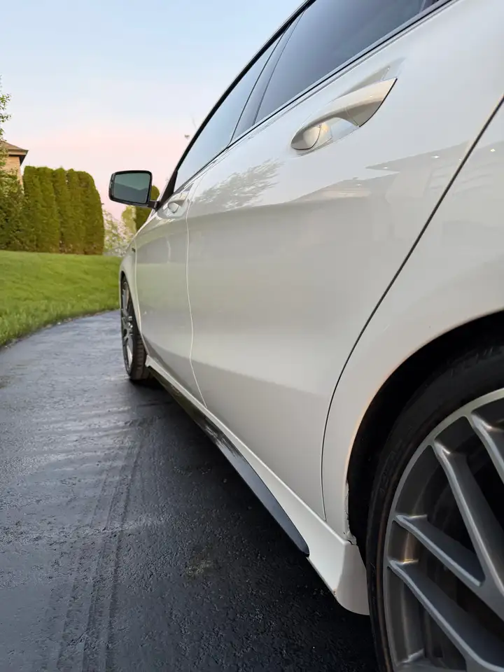 Mercedes-Benz CLA снимка Mercedes-Benz CLA