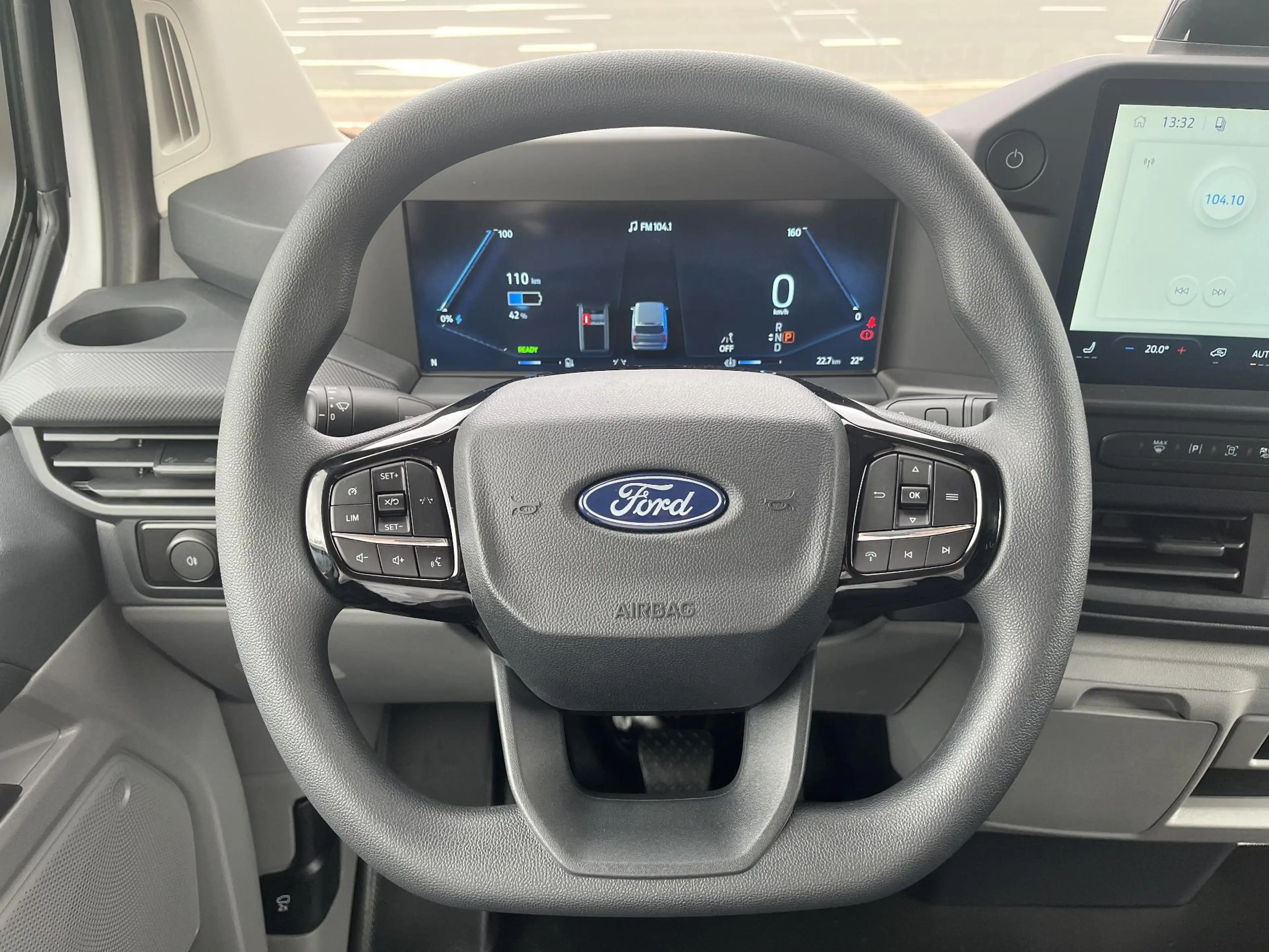 Ford E-Transit Cust. 340 L2H1 Limited 71 kWh | Stoelverwarming | — photo 13