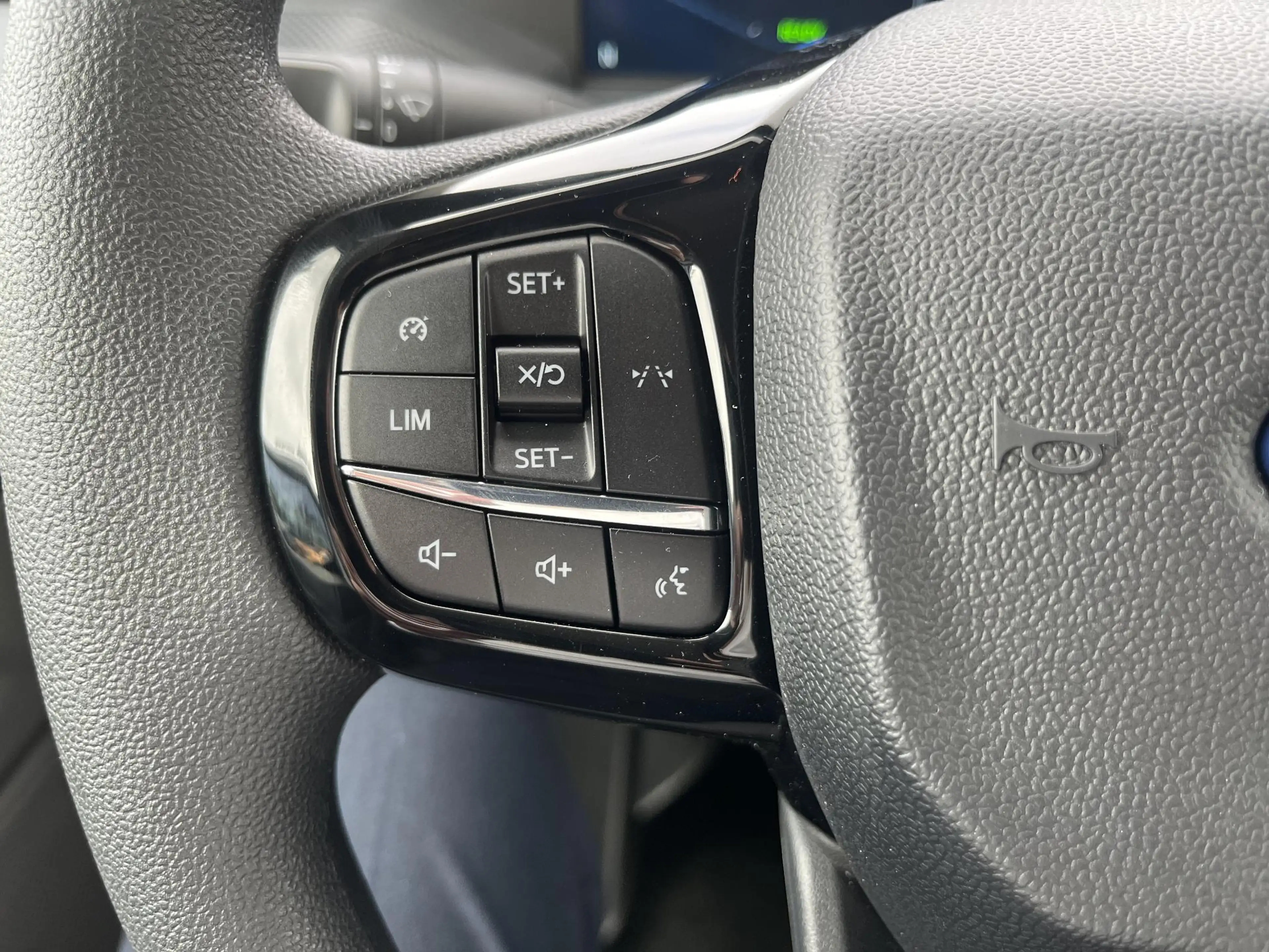 Ford E-Transit Cust. 340 L2H1 Limited 71 kWh | Stoelverwarming | — photo 14