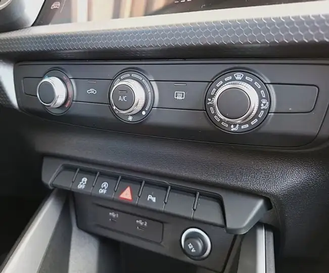 Audi A1 2025, foto 10