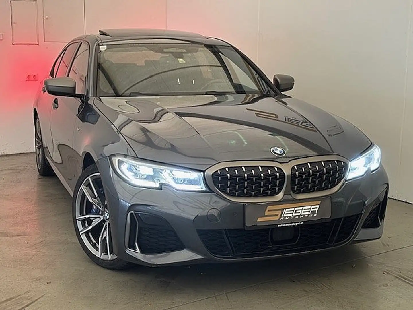 BMW 340 i xDrive Aut. Mi Grau - 2