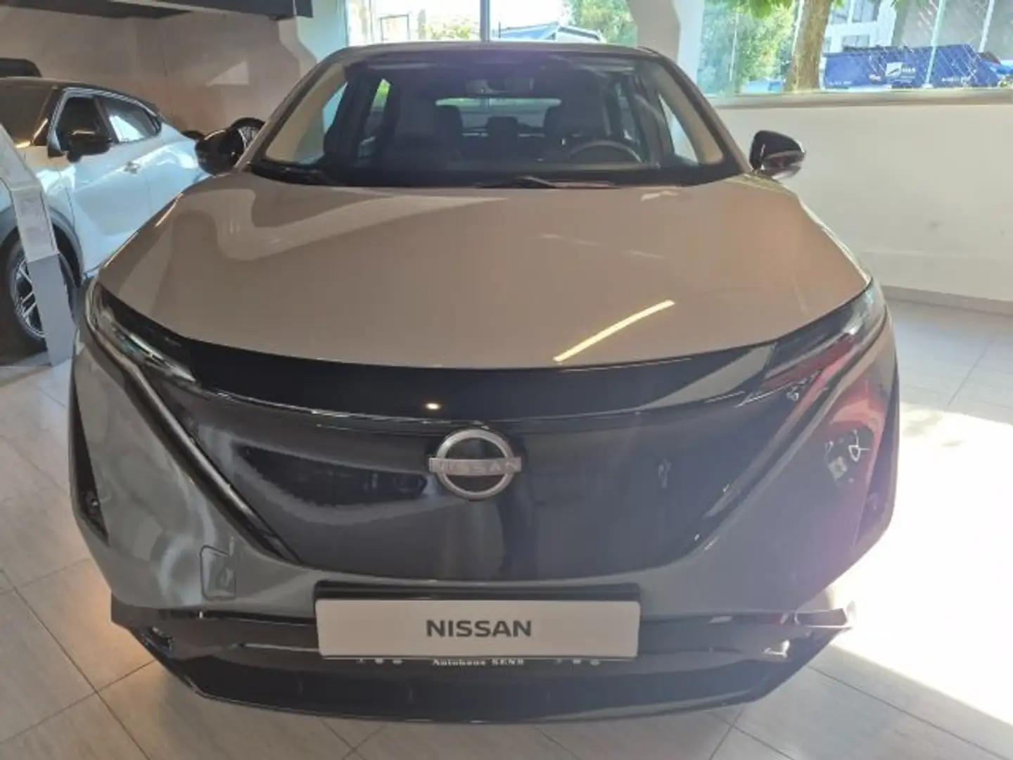 Nissan Ariya 63 kWh Advance Pack Grau - 2