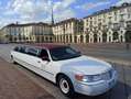 Lincoln Town Car - thumbnail 5