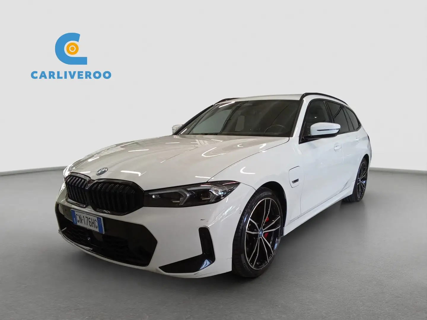 BMW 320 320e G21 Touring MSport Auto White - 1