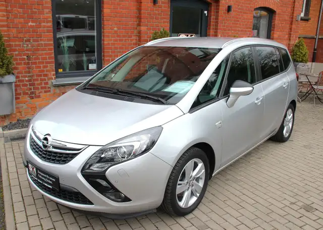 Opel Zafira Tourer Innovation Bi-Xenon&Ahk&MFL&Shz