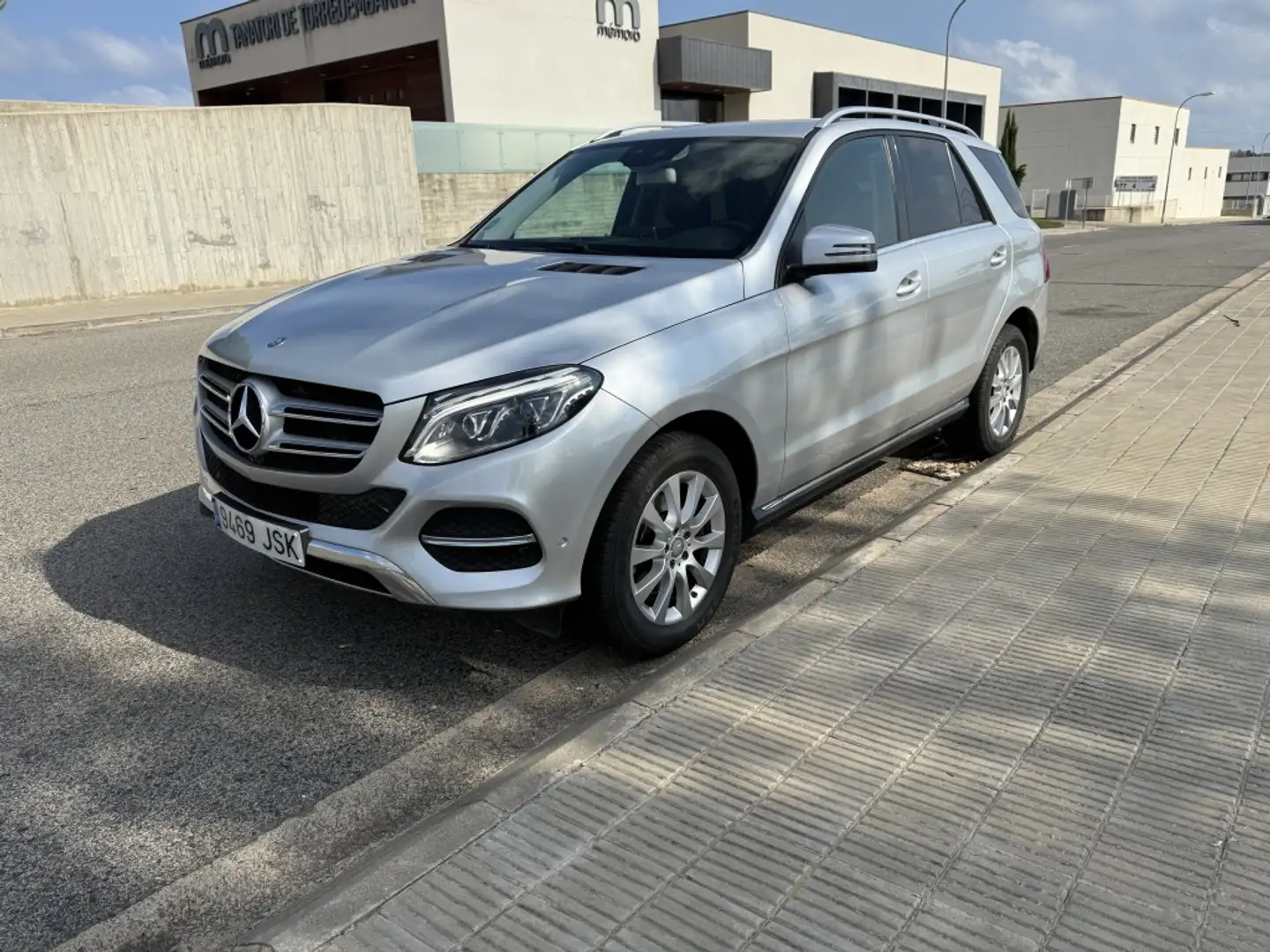 Mercedes-Benz GLE 250 250d 4Matic Aut. Szary - 1