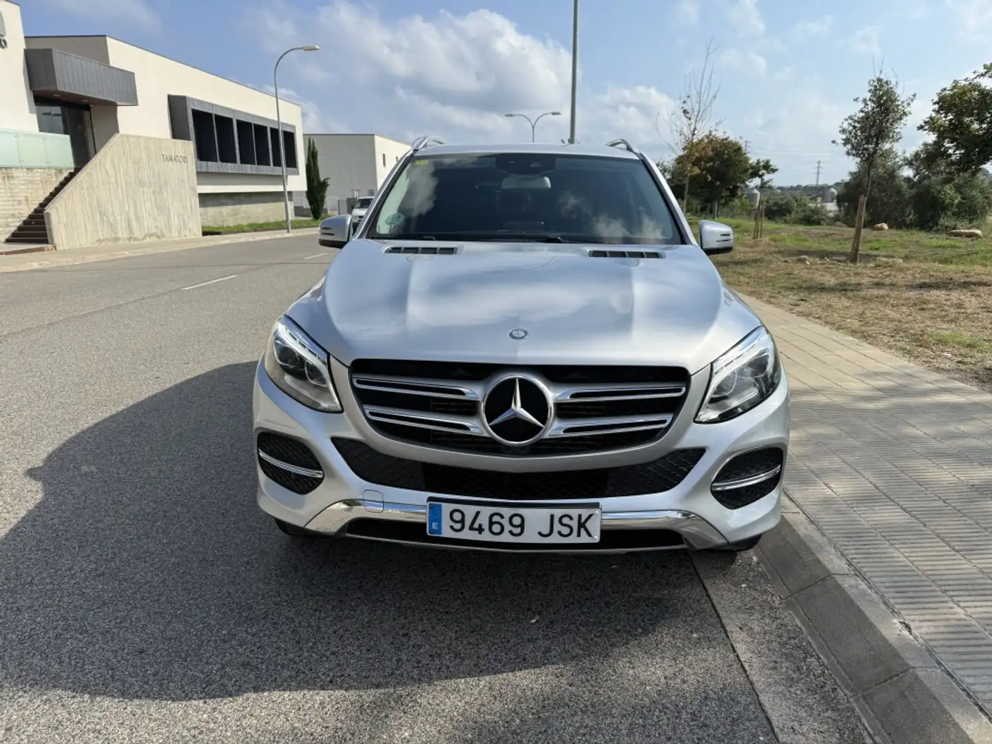 Mercedes-Benz GLE 250 250d 4Matic Aut. Szary - 2