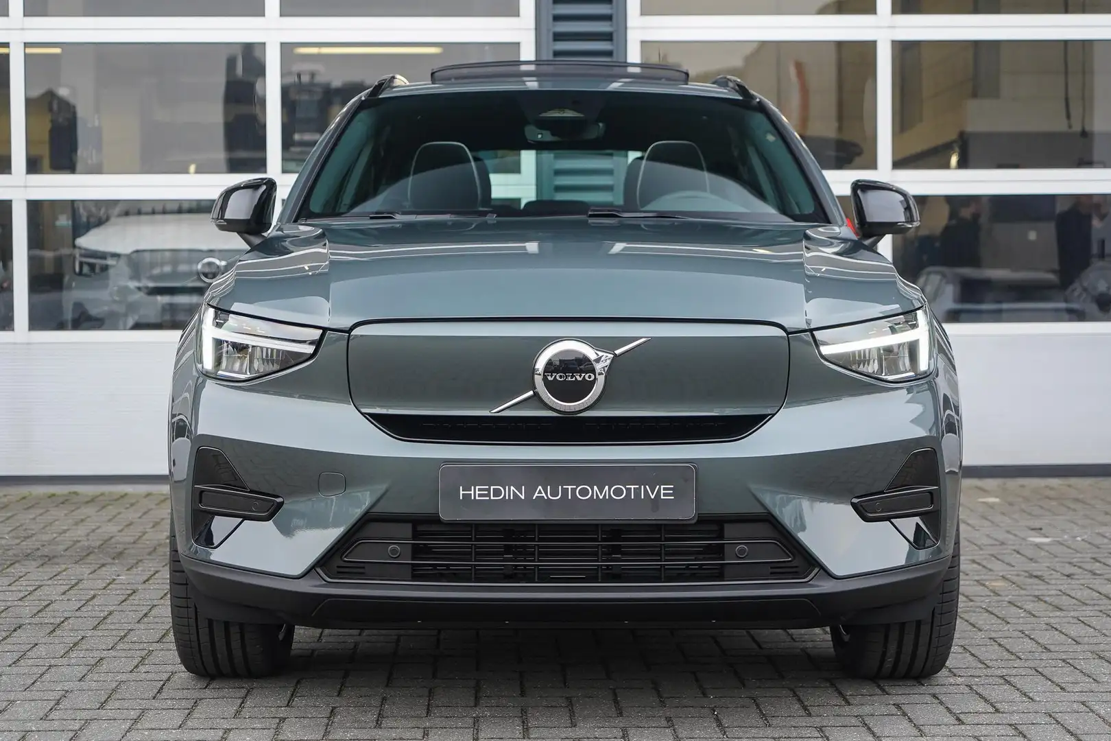 Volvo EX40 Single Motor Extended Range Plus 82 kWh | Glazen S - 2