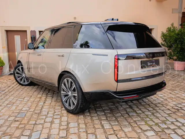 Land Rover Range Rover view 5