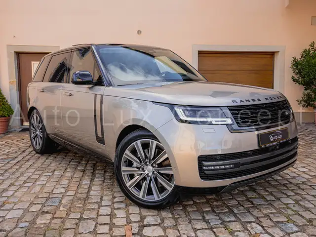 Land Rover Range Rover view 2