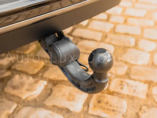 Land Rover Range Rover view 7