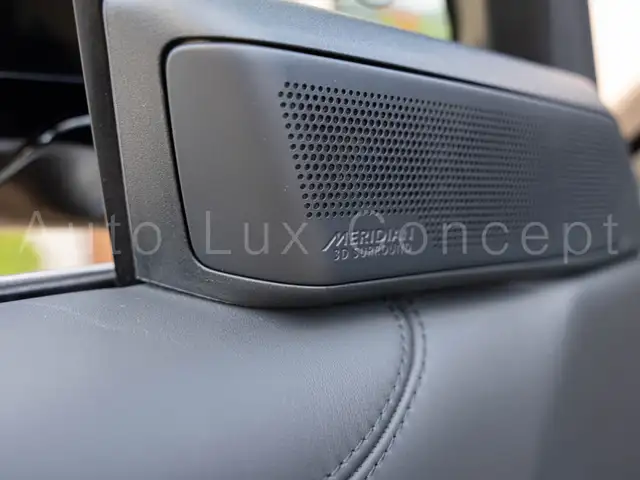 Land Rover Range Rover view 13