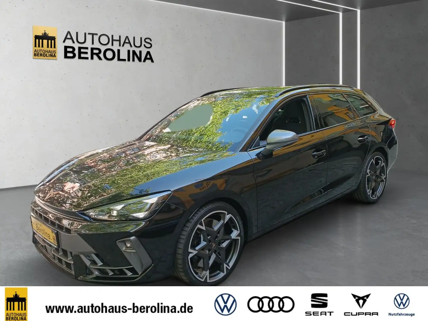 CUPRA Leon ST 2.0 TSI 4D VZ DSG *AHK*ACC*R-CAM*PDC* Schwarz - 2