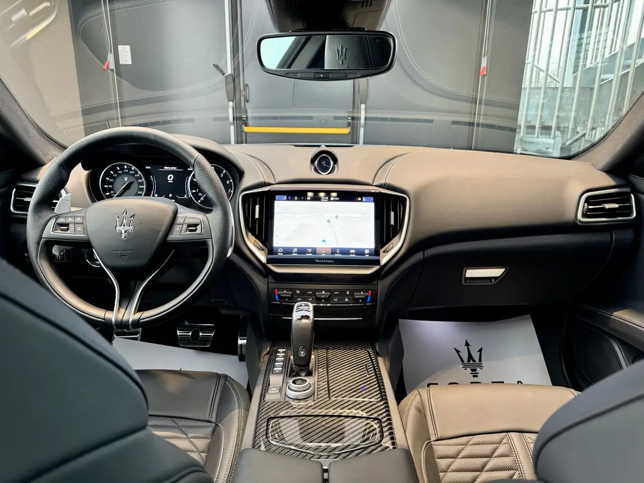 Maserati Ghibli 2023 — фото 15