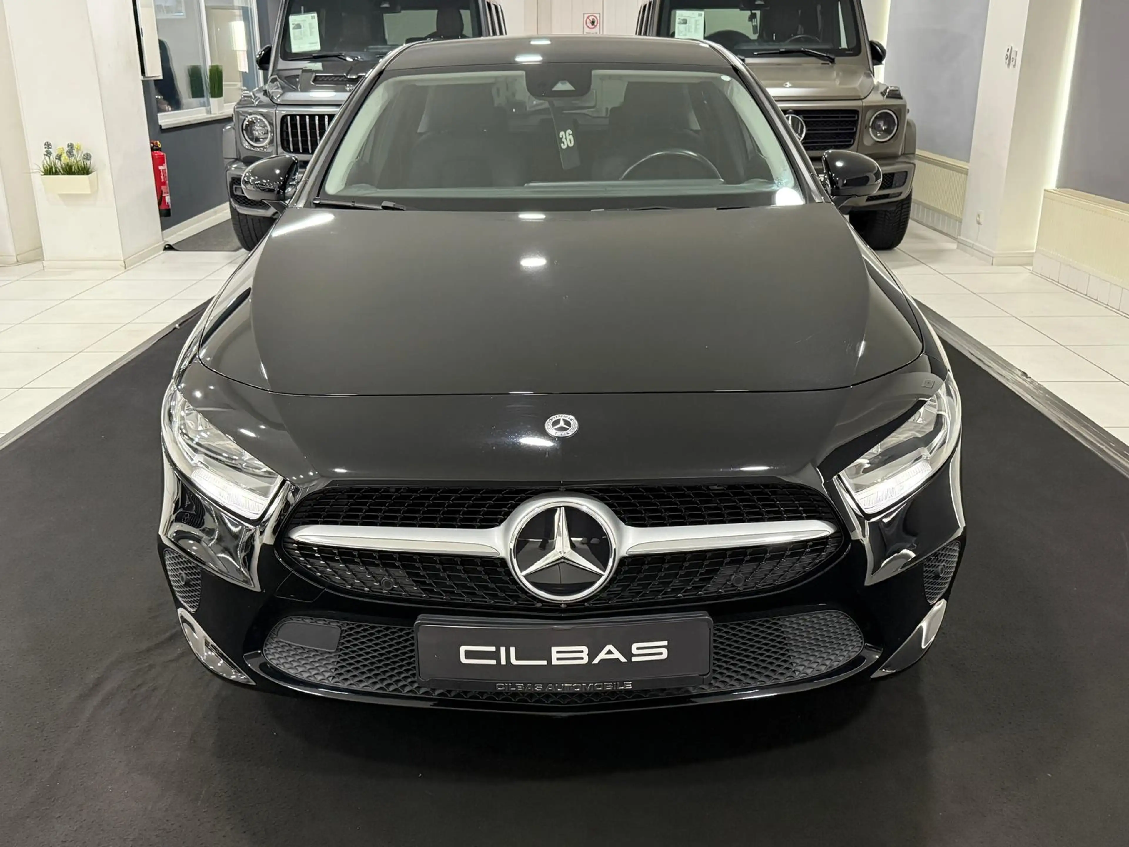 Mercedes-Benz A 180 STYLE*KAMERA*AHK*SHZ*CARPLAY*8xBEREIFT* — photo 3