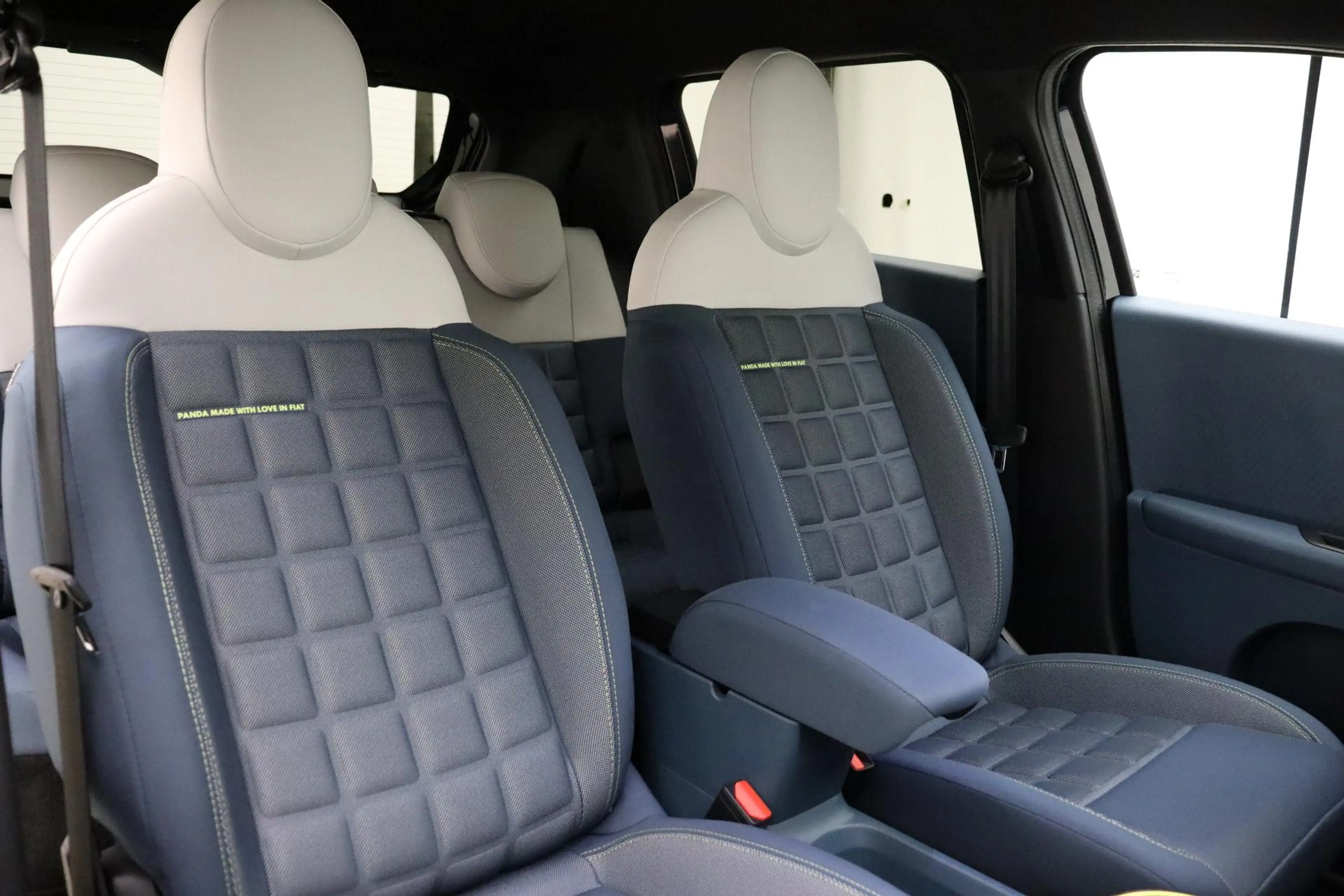 Fiat Grande Panda 1.2 Hybrid 110pk Automaat La Prima | Navigatie | C — photo 10