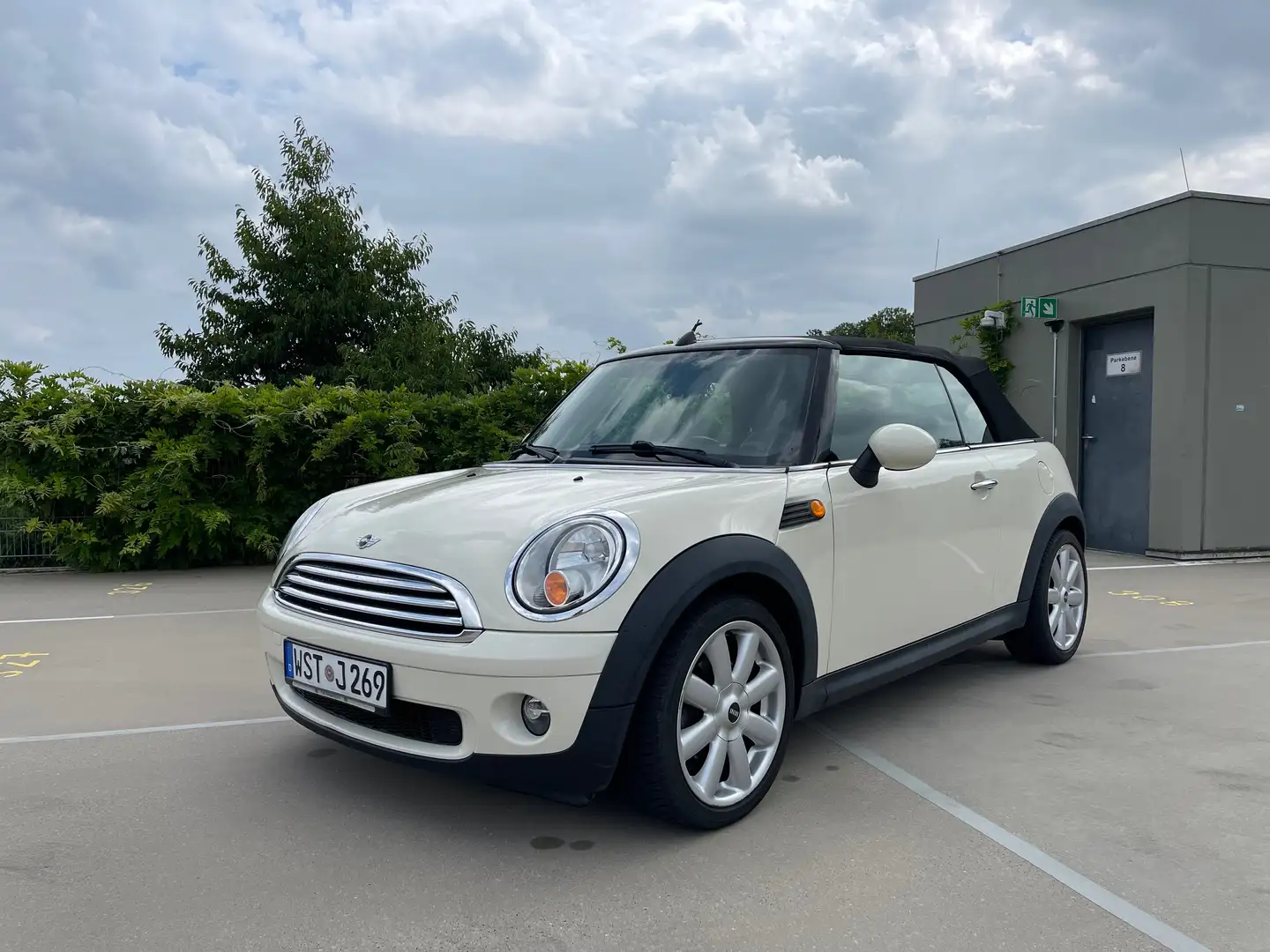 MINI Cooper Cabrio Mini Cooper Cabrio Beige - 2
