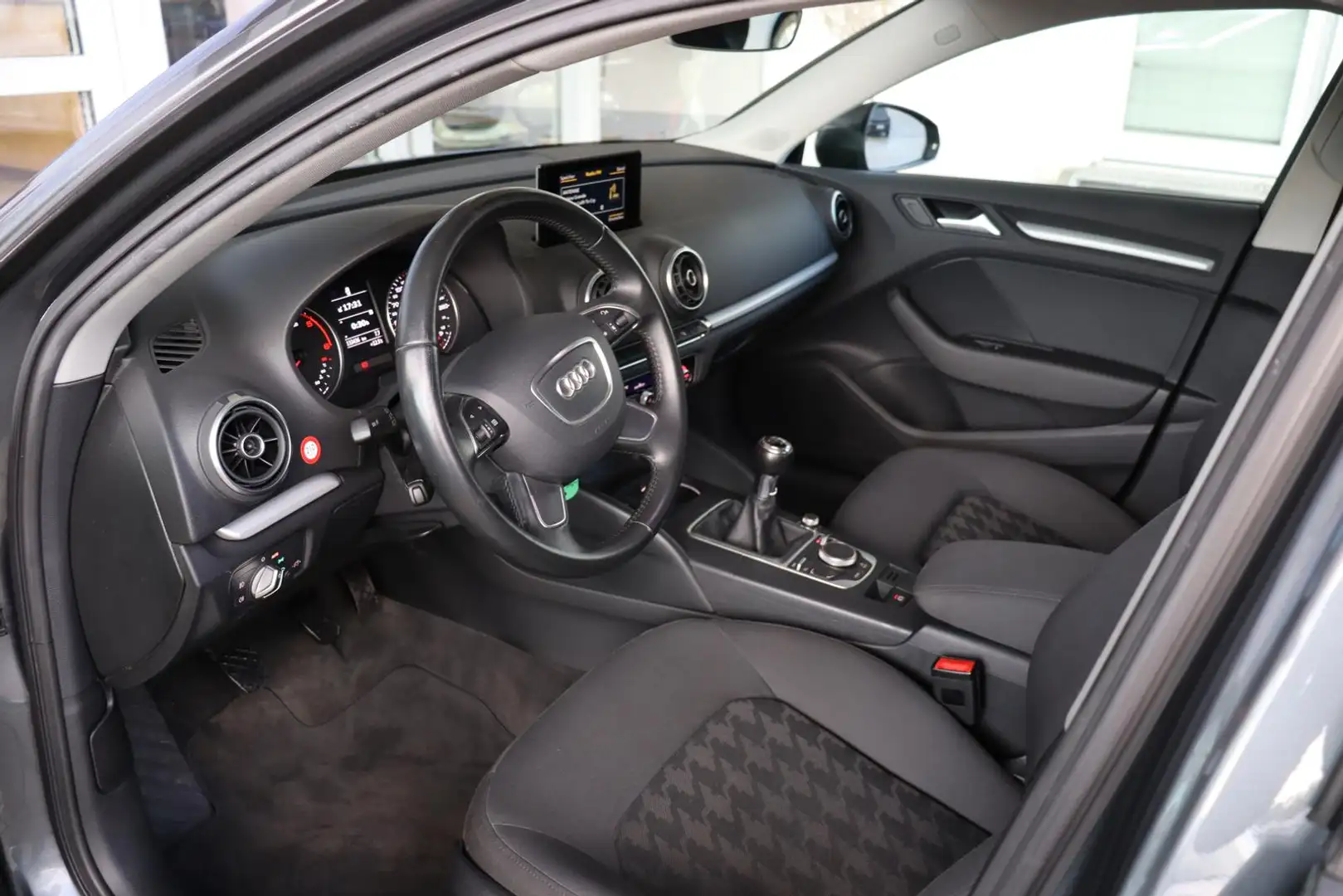 Audi A3 1.6 TDI Sportback Xenon Plus Grigio - 2