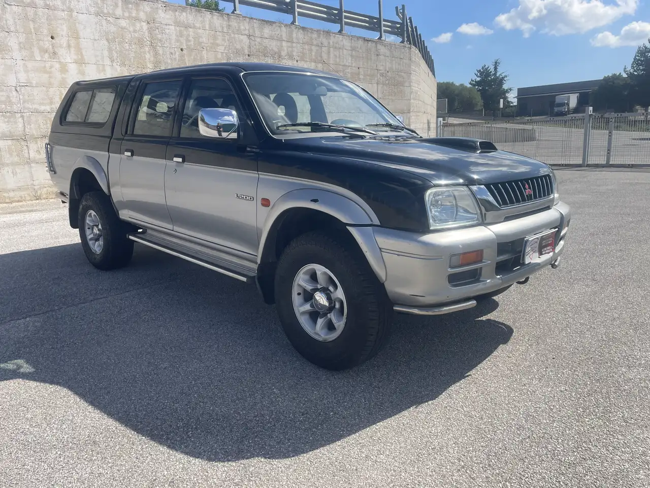 Mitsubishi L200 d.cab 2.5 tdi GLS Air 4wd, foto 2