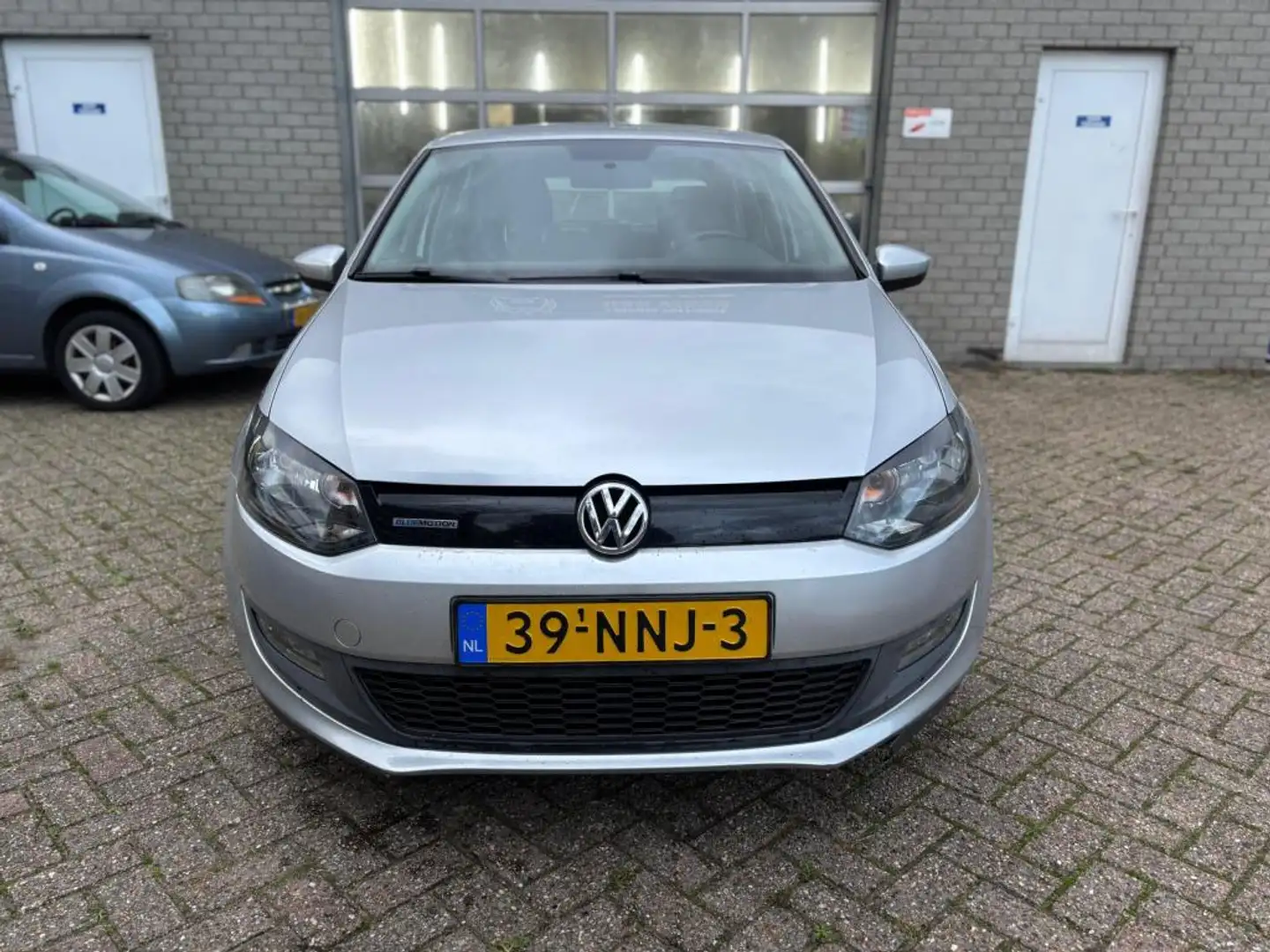 Volkswagen Polo 1.2 TDI BlueMotion Comfortline Grijs - 2