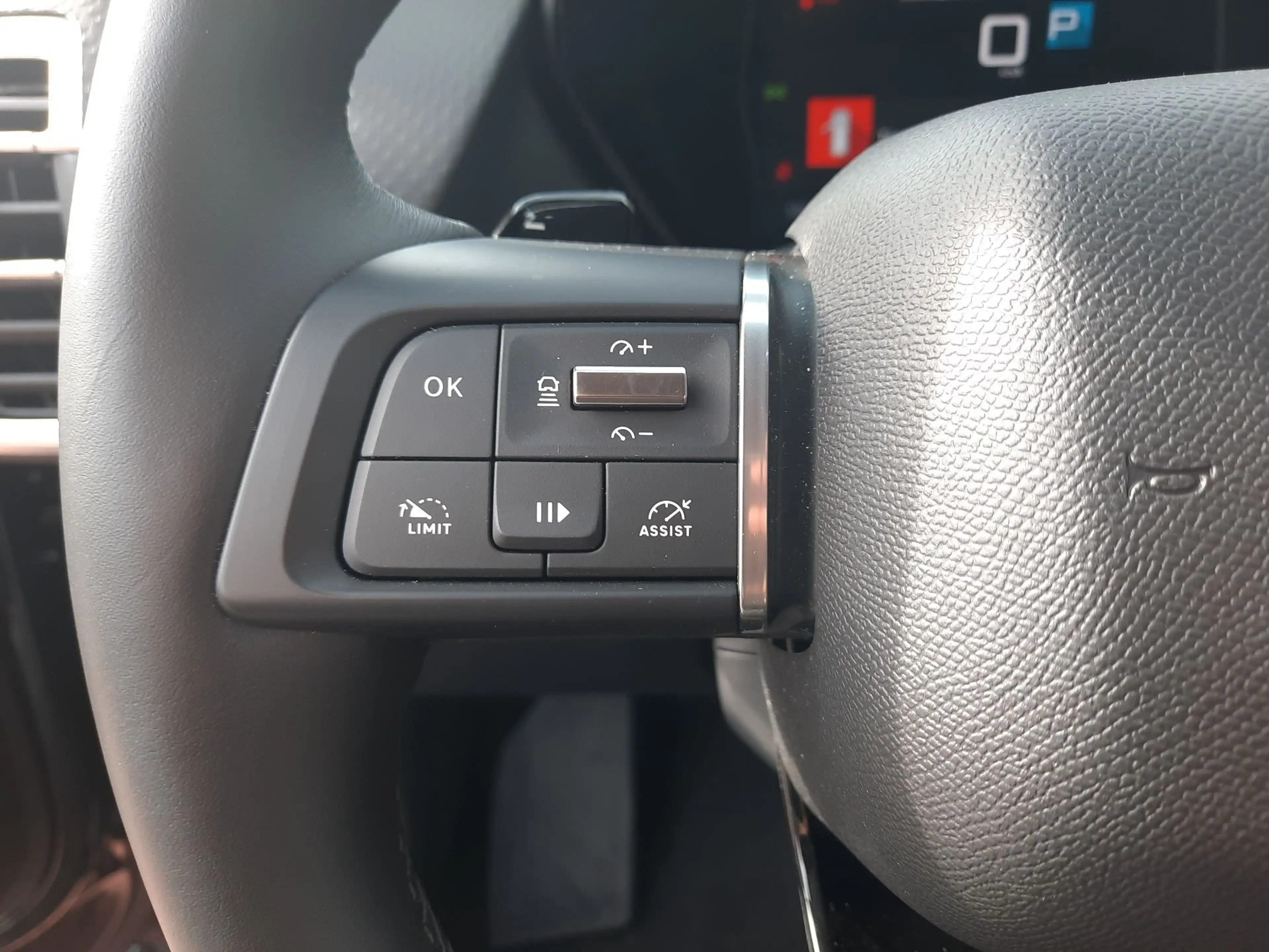Citroen C5 X 1.2 PureTech 145 Plus Navi Kamera DAB LED — photo 15