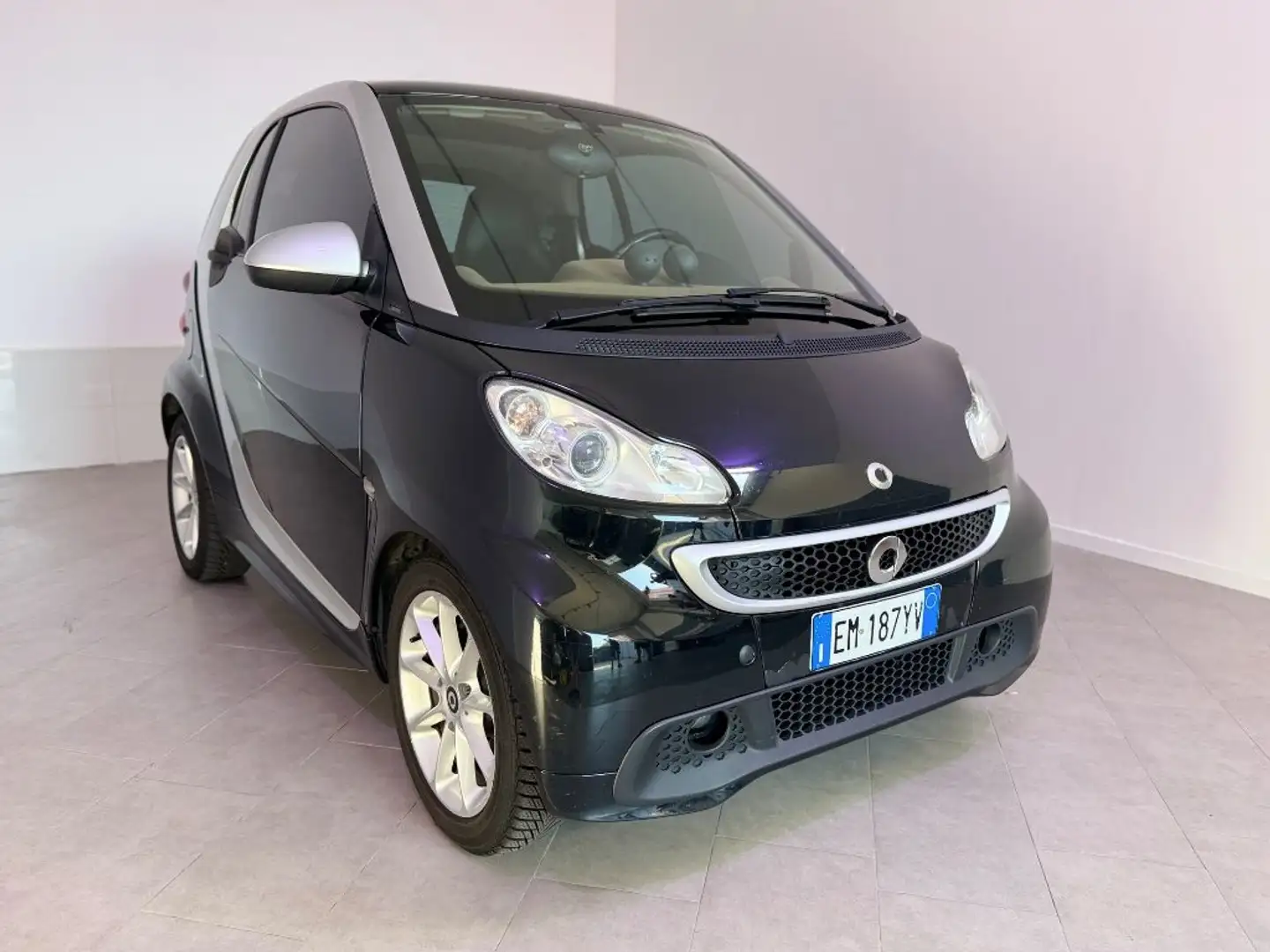 smart forTwo 1000 52 kW passion coupé Nero - 2