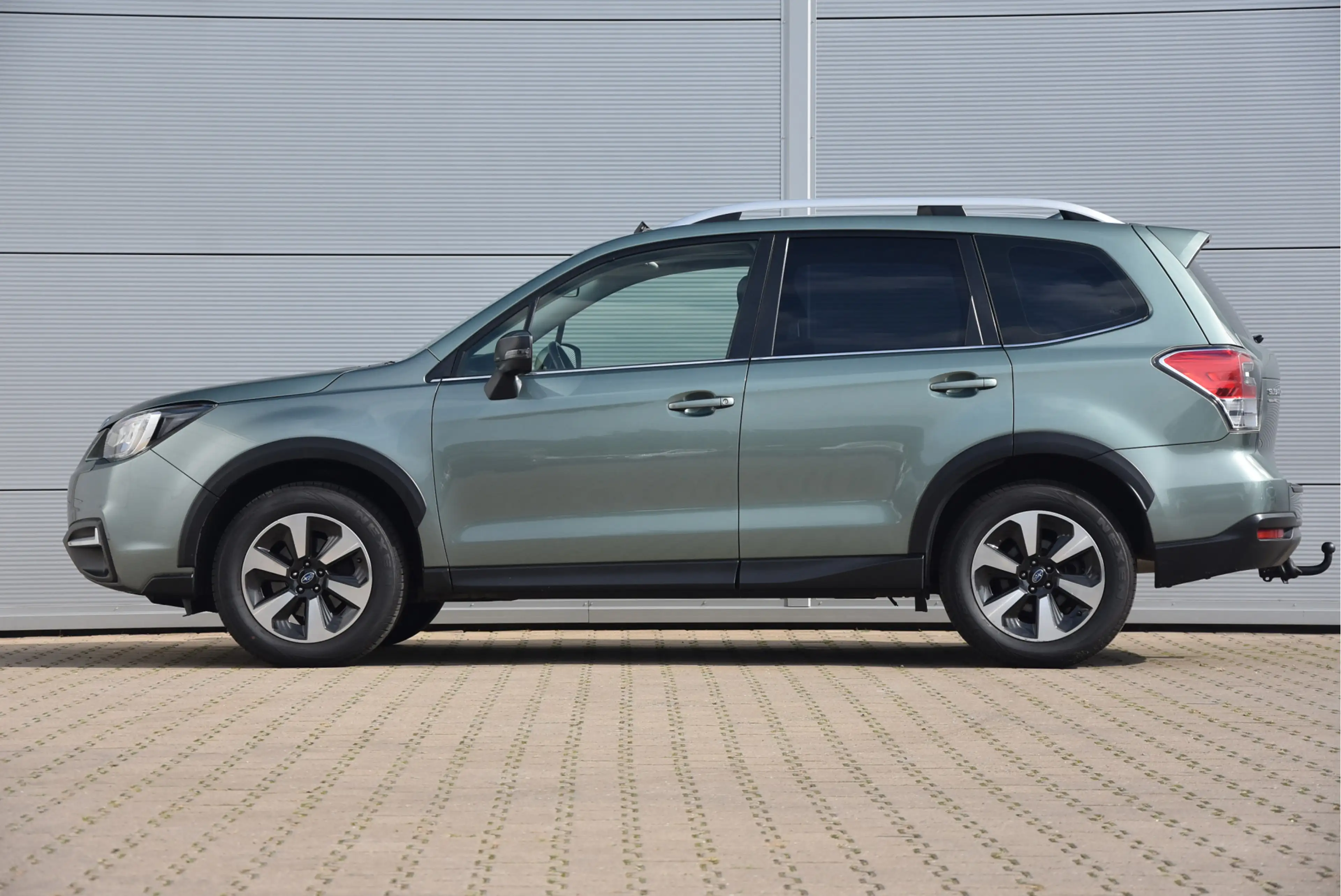 Subaru Forester 2.0 Comfort+ | Navi | Pano | Trekhaak 2000kg. | — photo 4