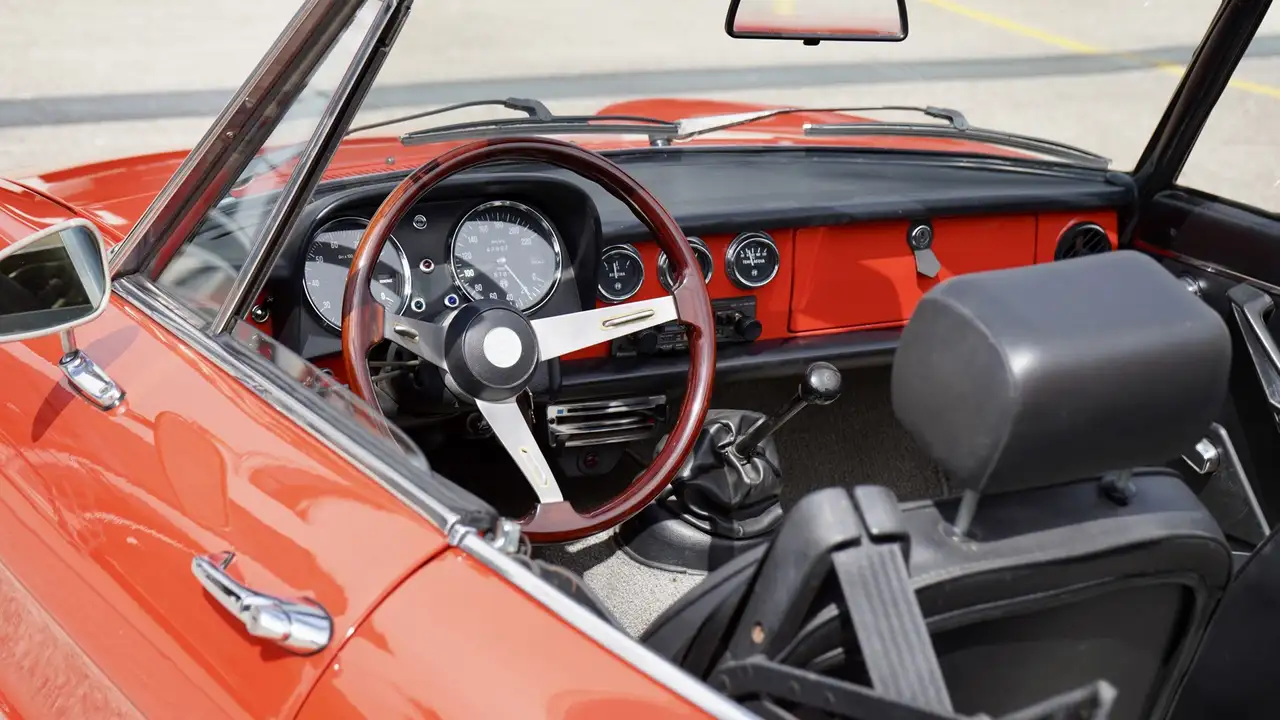 Alfa Romeo Spider 1.6 Coda Tronca, foto 3