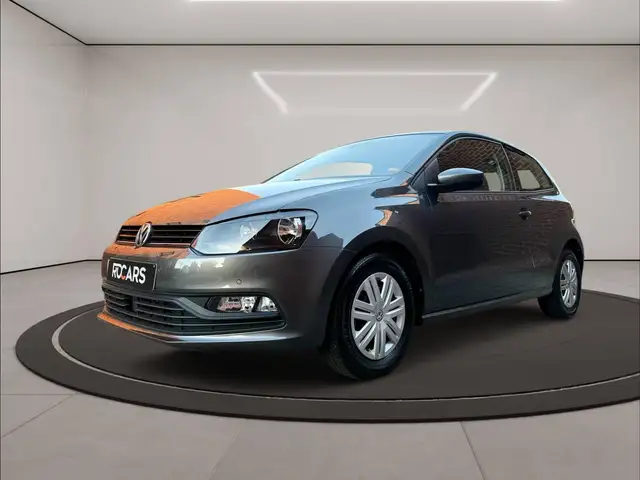 Volkswagen Polo view 5