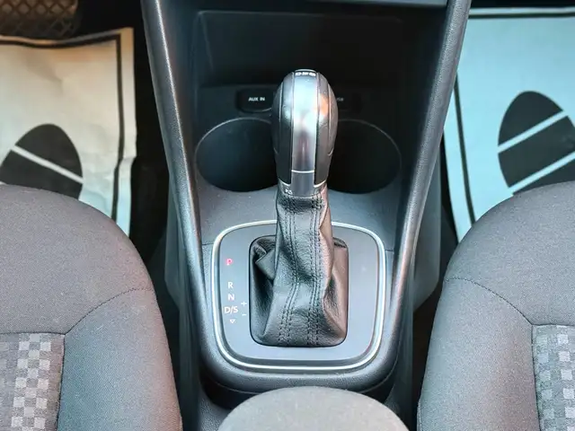 Volkswagen Polo view 21