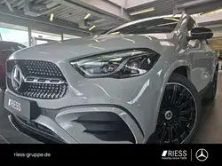 Mercedes-Benz GLA 200 d 4M AMG+AHK+PANO+360°+MULTIBEAM+KEYLESS