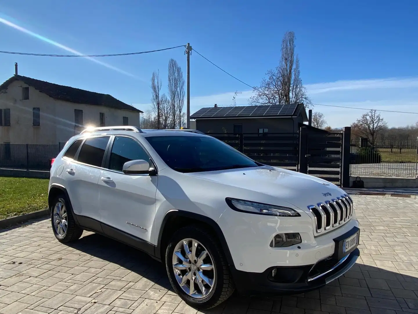 Jeep Cherokee Cherokee 2.0 mjt II Limited 4wd 140cv Bianco - 1