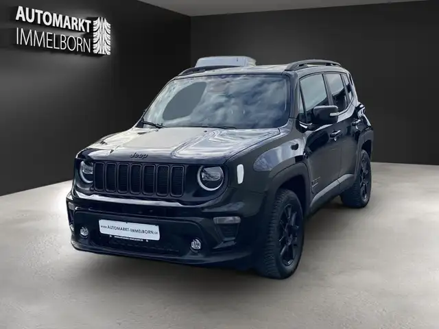 Jeep Renegade view 3