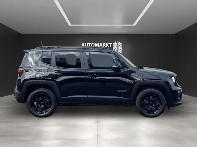 Jeep Renegade view 11