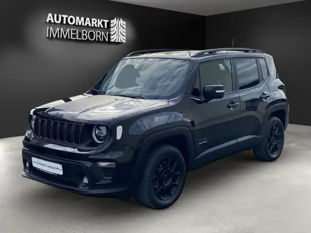 Jeep Renegade view 4