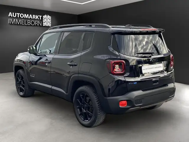 Jeep Renegade view 5