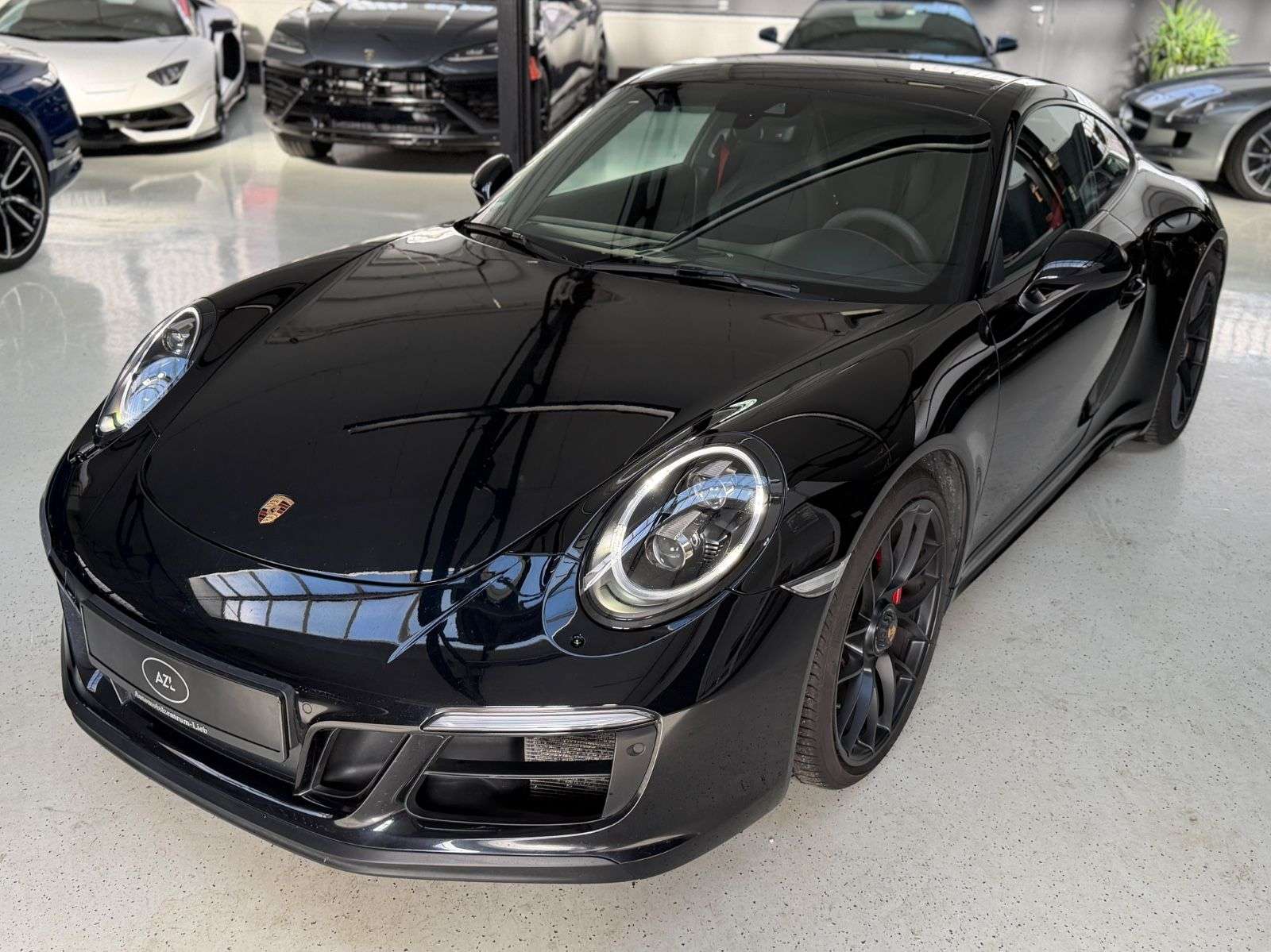 Second hand Porsche 911 