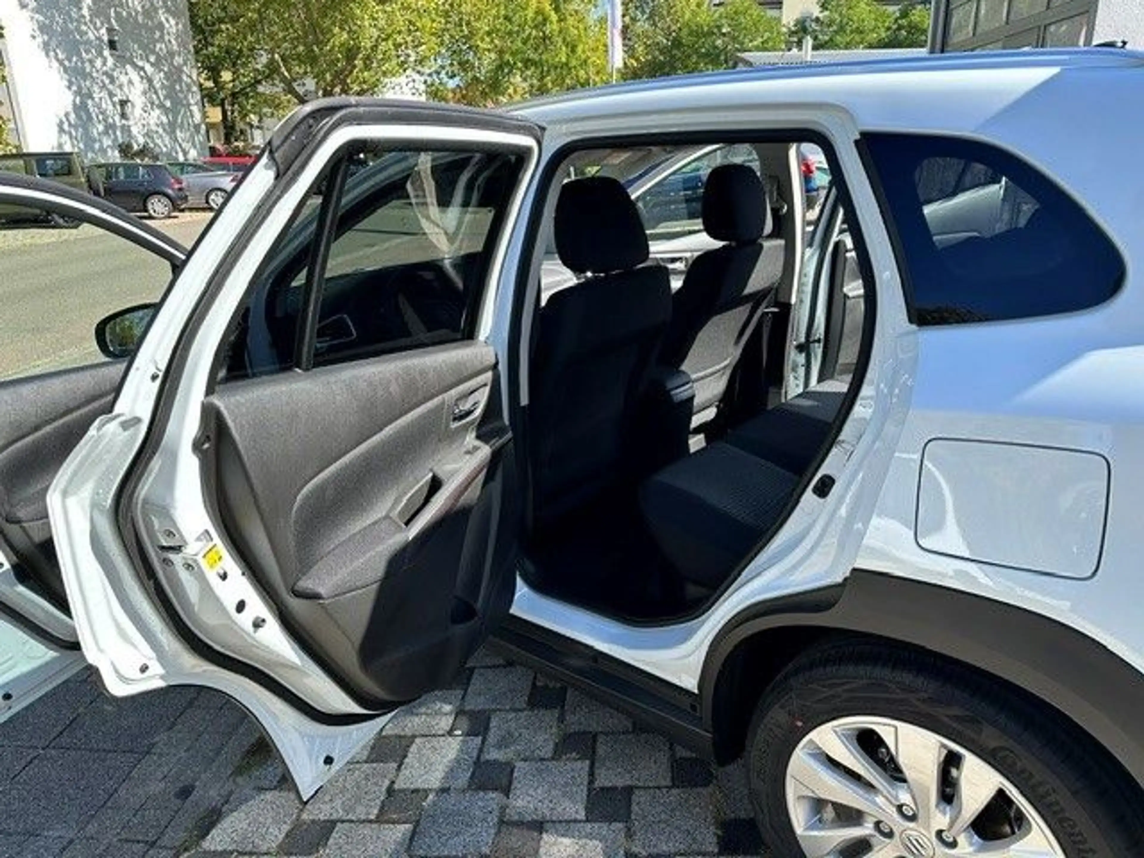 Suzuki SX4 S-Cross S-Cross 1.4 BOOSTERJET Hybrid Comfort AT — photo 15