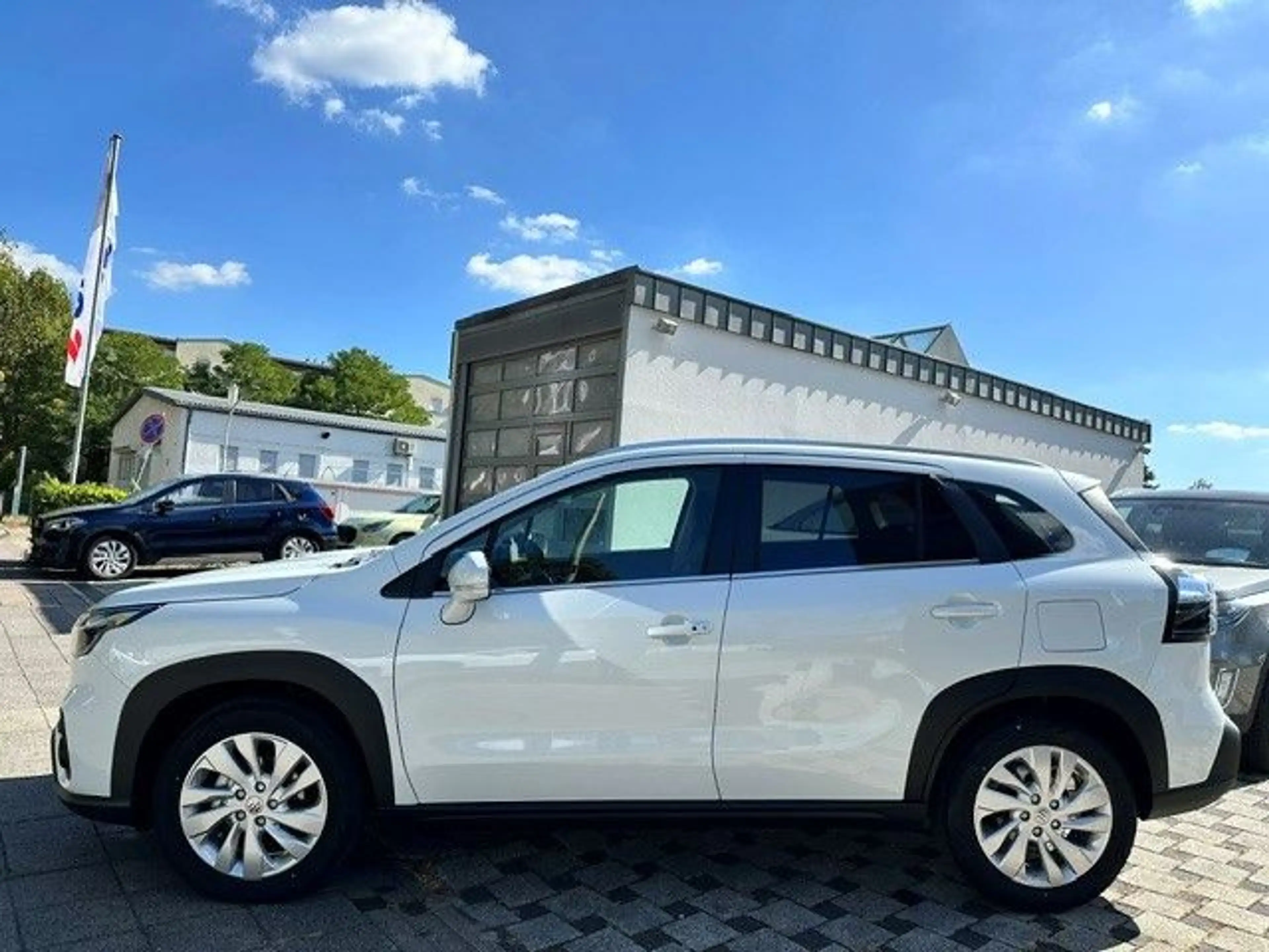 Suzuki SX4 S-Cross S-Cross 1.4 BOOSTERJET Hybrid Comfort AT — photo 4