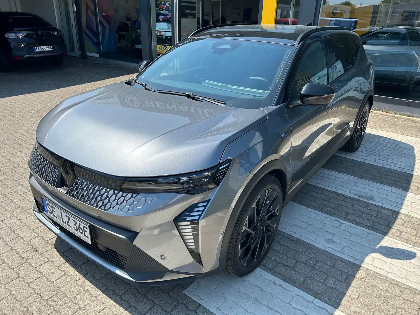 Renault Scenic E-Tech 100% ele Scenic Esprit Alpine Gris - 1